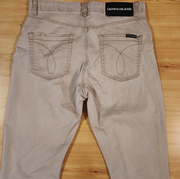 Calvin Klein Men's Tan Jeans - Picture 5 of 9